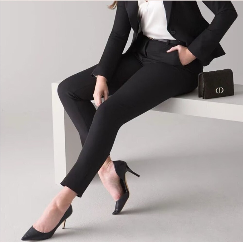 WHBM Slim Ankle Pants